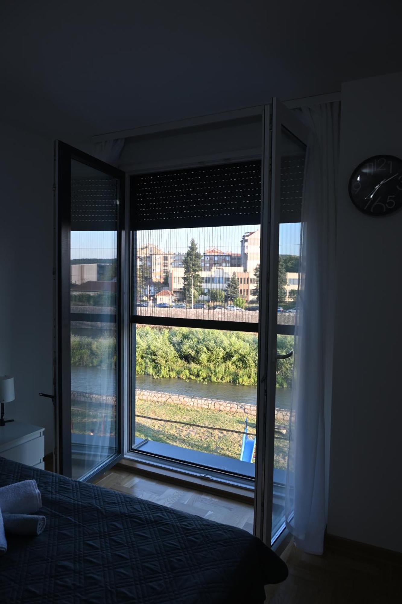 Riverside Ni 外观 照片